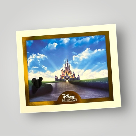 Disney Inside Out “Joy” Pin Movie Club VIP Exclusive - Picture 2 of 6